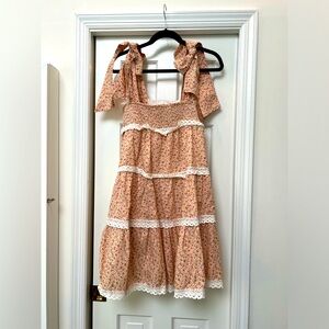 Hyacinth House via Tuckernuck - Worn 1x